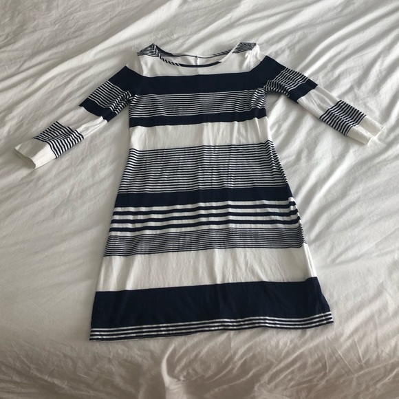 Lilly Pulitzer Cassie Dress - Picture 2 of 4